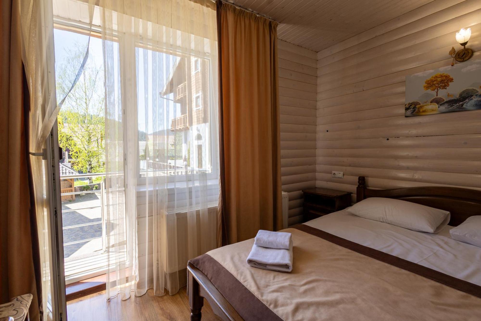 Villa Anet Palyanytsya Ngoại thất bức ảnh