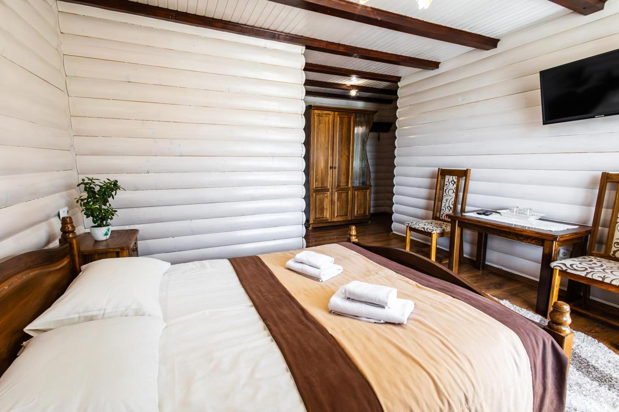 Villa Anet Palyanytsya Ngoại thất bức ảnh