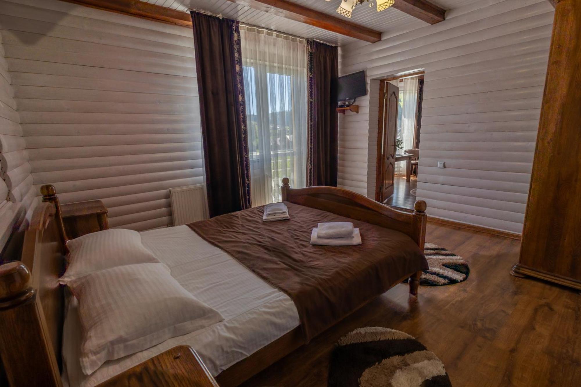 Villa Anet Palyanytsya Ngoại thất bức ảnh