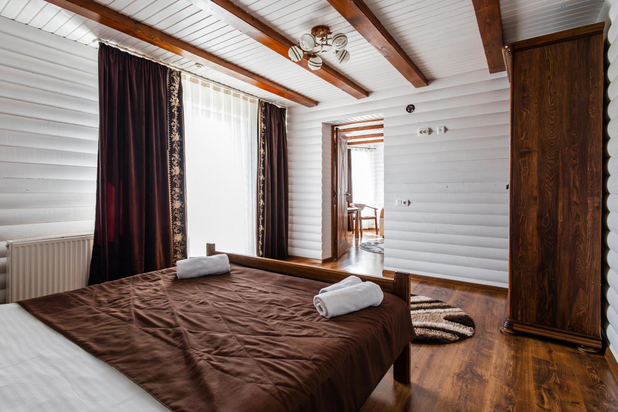 Villa Anet Palyanytsya Ngoại thất bức ảnh